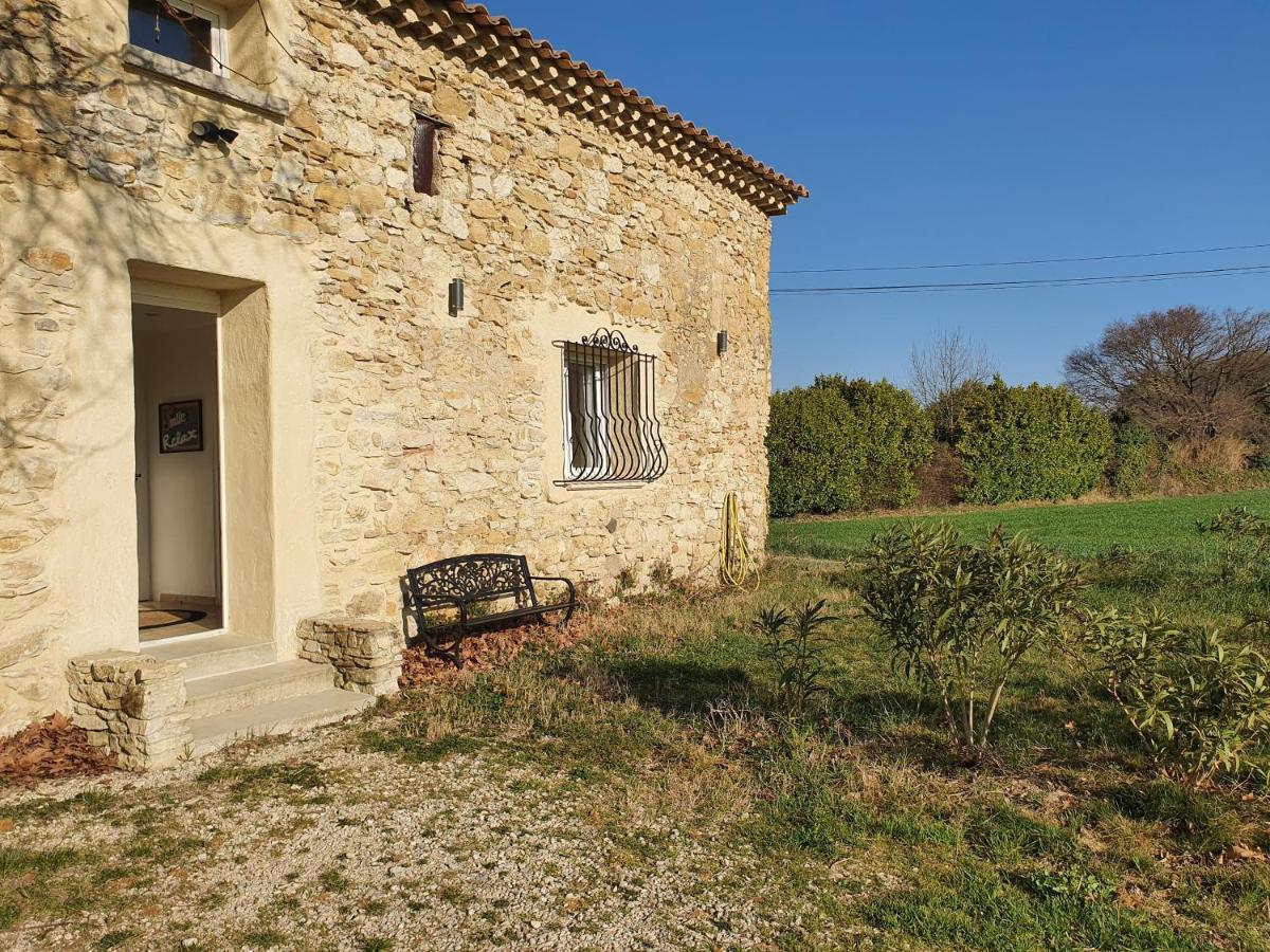 Maison Au Calme En Campagne Climatisee Caderousse Exterior foto