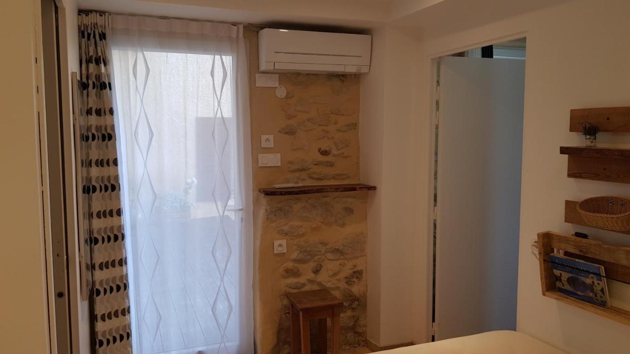 Maison Au Calme En Campagne Climatisee Caderousse Exterior foto